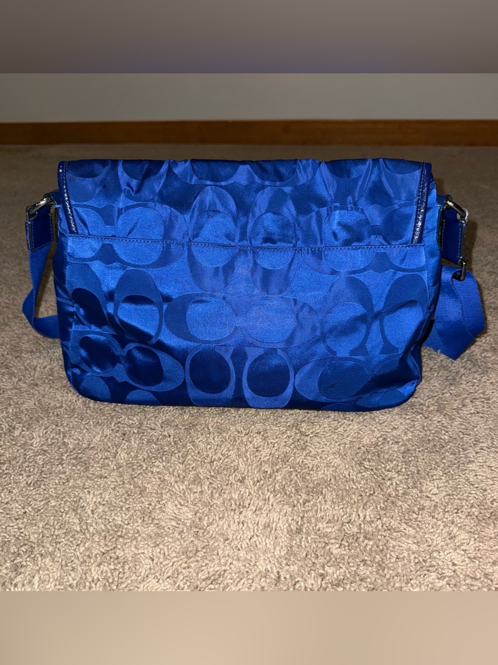 Coach Electric Blue Signature Crossbody Bag - Picture 2 of 9